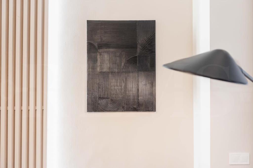 Contemporary Minimalist Apartment By Rems Málaga Extérieur photo
