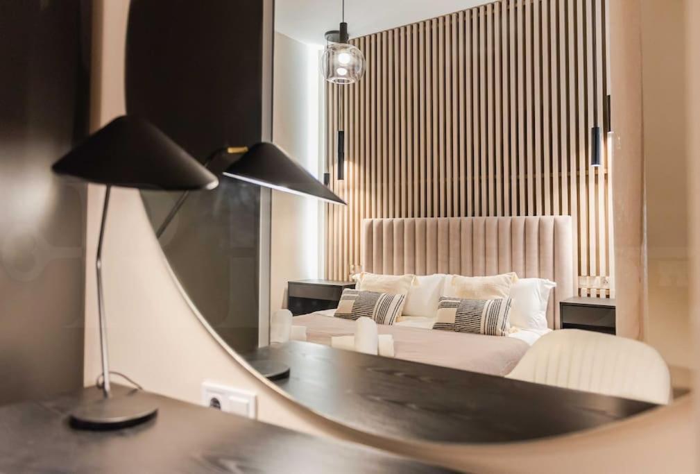 Contemporary Minimalist Apartment By Rems Málaga Extérieur photo